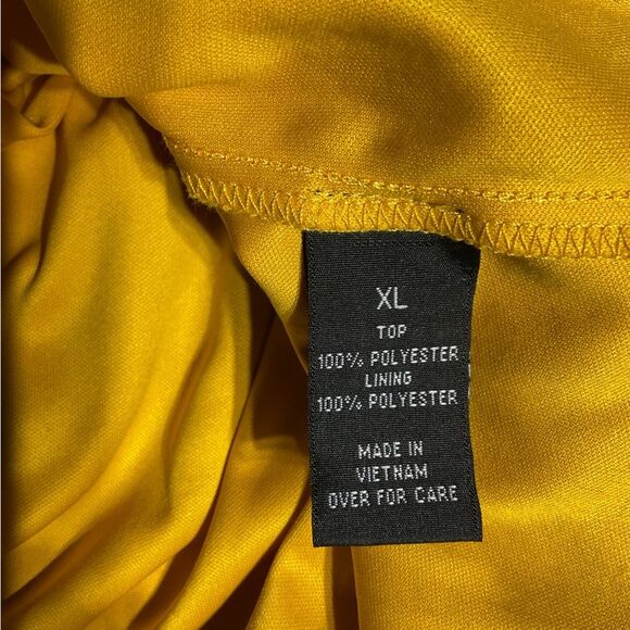 AGB Mustard Floral Print Cold Shoulder Blouse - Picture 12 of 13